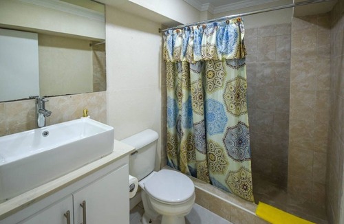 Rockley Apartment | Blue Waters 25 5 Bedroom Apts