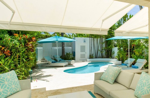 Mullins Villa | Blue Waters at Mullins Bay - Beautiful luxury villa overlooking Mullins Beach