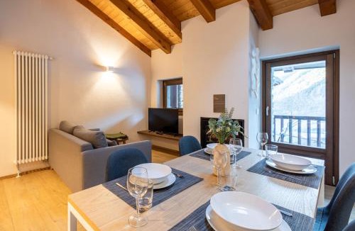 La Salle Apartment | Cachettes