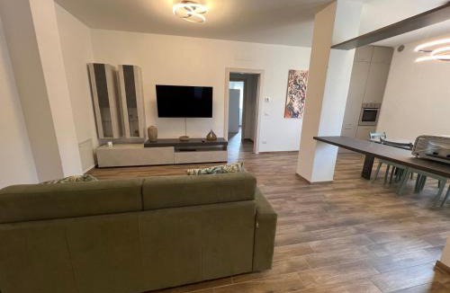 Cologna Spiaggia Apartment | Camillo's Home