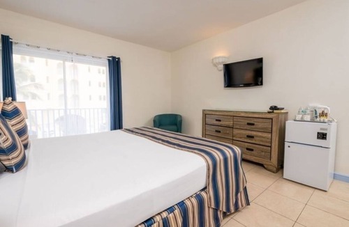 Dover Hotel | Caribbean Stay Steps from Beaches, Dining & Nightlife