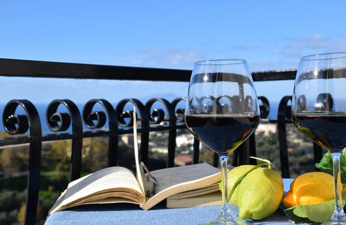 Massa Lubrense Apartment | Casa Dei Limoni, perfect location for those who love peace, nature and landscape