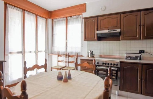 Corneliano d'Alba Apartment | Casa Emy da Teresina – Relax in a Green Setting Just a Stone's Throw from Alba