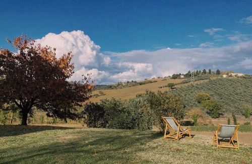 Bettolelle House | Casale Milleluci - room with private corner overlooking hills 10 min from the sea