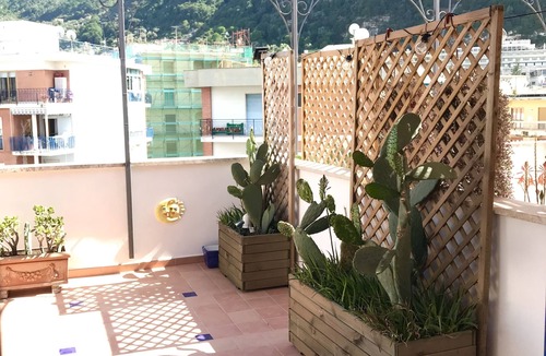 Sorrento Historic Centre Apartment | CasaMare - Luxury Apartment and Pool - Sorrento