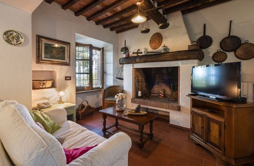 Ripa-Pozzi-Ponterosso House | Casina di Ripa - Lovely house with private garden in the Upper Versilia area