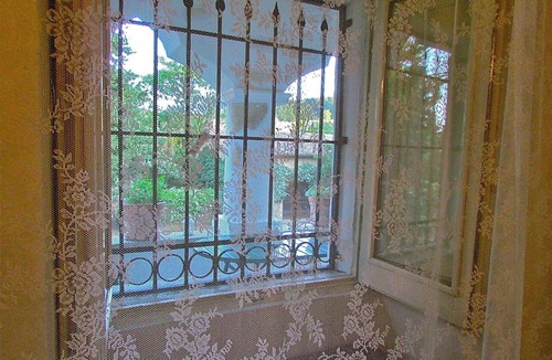 Tocco da Casauria House | Charming COTTAGES (up to 4-6 p) nestled by wide gardens (pool, mountains, beach)