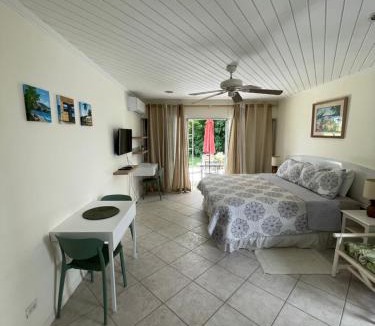 Rockley House | Charming Ground-Floor Studio in South Coast Barbados