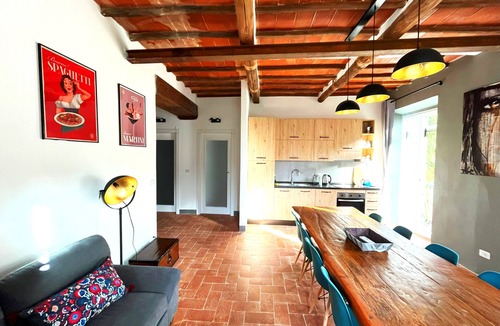 Radda in Chianti Apartment | Chianti dreaming in Radda-3 independent bedrooms with private bathroom and TV