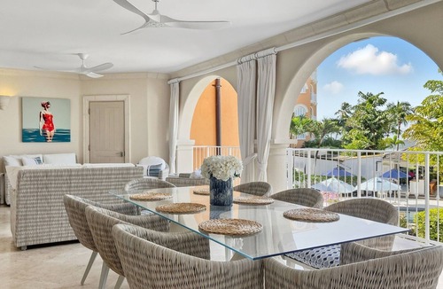 Little Battaleys Condo | Chic Beachfront 2-bed - Saint Peter's Bay 208