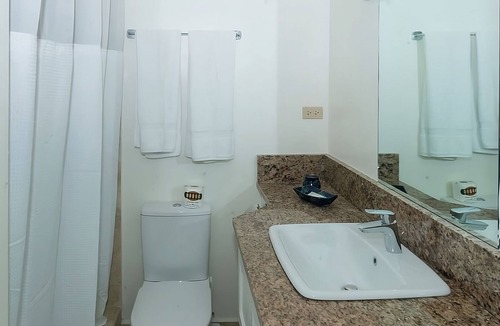 St. Lawrence Gap Hotel | Close to Maxwell Beach! Oceanfront, Balcony, Outdoor Pool, Free Parking!