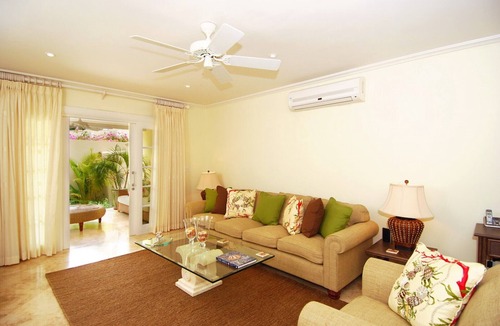 Mullins Villa | COCO VILLA BARBADOS - Just 3 minutes walk to Mullins Bay Beach