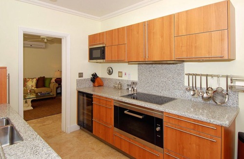 Mullins Villa | COCO VILLA BARBADOS - Just 3 minutes walk to Mullins Bay Beach