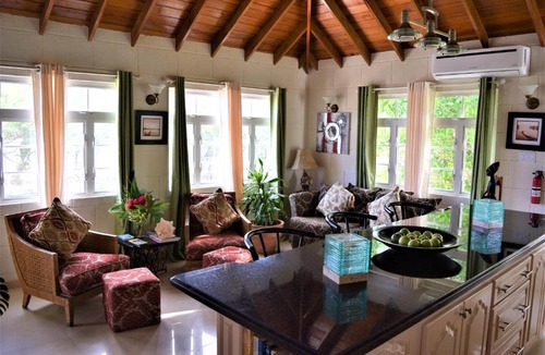 Silver Sands House | Coconut Walk Beach Apartment