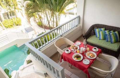 Hastings House | Comforts of Home! 3 Relaxing Units, Onsite Pool! Close to St Lawrence Gap!