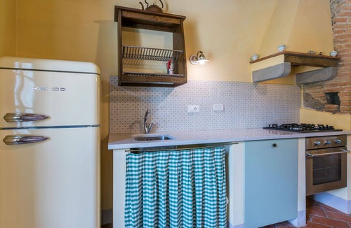 Castiglioncello Apartment | Cosy apartment for 7 guests with A/C, pool, WIFI, TV, patio, pets allowed and panoramic view