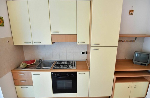 Silvi Marina Apartment | Cosy apartment for 4 guests with WIFI, TV, terrace and pets allowed