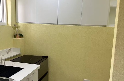 Ragged Point Apartment | Cozy 1-bedroom studio in beautiful Padmore Gardens Drive with AC