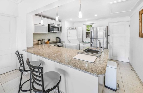 Rendezvous Apartment | Cozy Apt, overlooks golf course w/patio & library