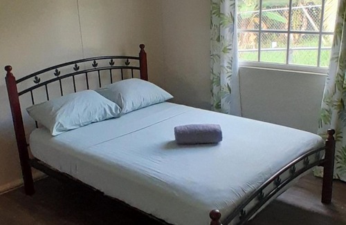 Haggatt Hall Apartment | CozyGetAway- US Embassy, MedPlus 10 mins away