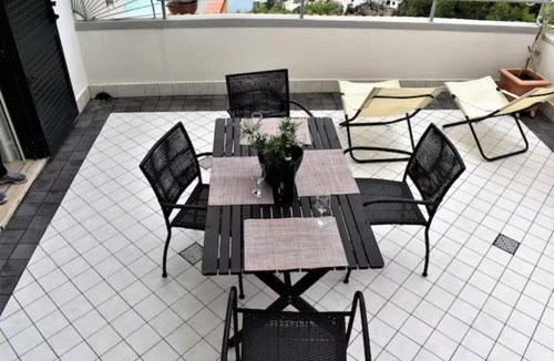 Chiesa Nuova House | De Vivo Realty - Chez Angelina Positano