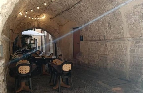 Old Town House | Dimora D'Archi in the beating heart of Bari's Borgo Antico