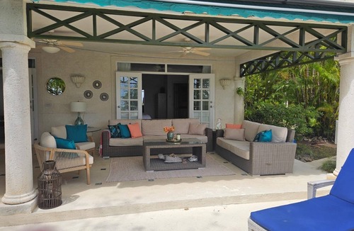 Mullins Apartment | Directly opposite Mullins Beach with private plunge pool & amazing sea views