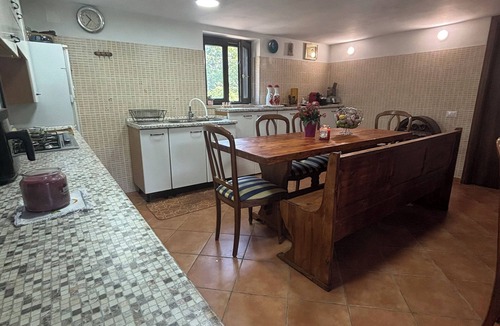 Crognaleto Villa | Discover the relaxation of the mountains in this detached villa surrounded by greenery.