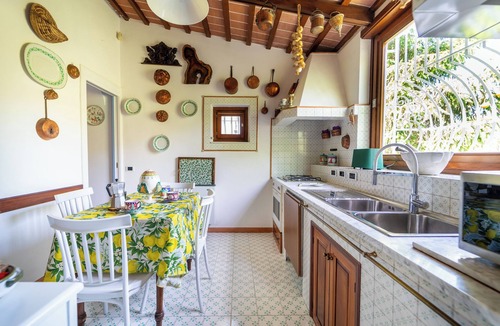 Piano di Sorrento Apartment | Elegant and cozy house inside historic villa with charm and history
