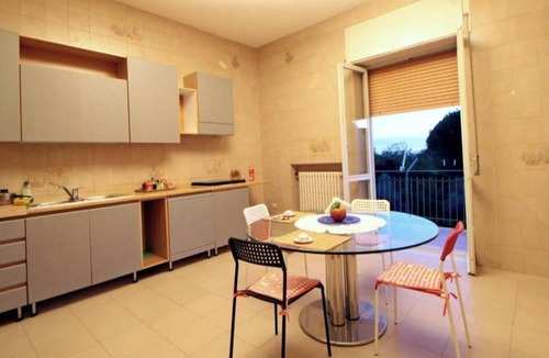 Magazzeno House | Elegant Apartment in Villa with Pool and View of Salerno