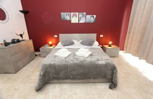 Municipio 2 Apartment | Elegant bed and breakfast located 5km from the center of Bari
