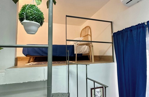 Salerno Apartment | Elegant holiday home situated in Salerno, city centre, a few km from Amalficoast