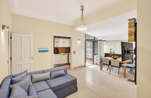 Sorrento Historic Centre Apartment | Family 2 bedroom Apartment Terrace Sorrento Centre