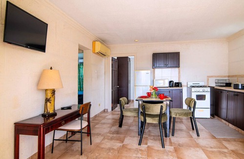 St. Lawrence Gap Condo | Family Island Stay with Pool, Spa & Beach Nearby