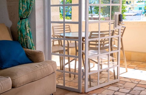 St. Lawrence Gap Condo | Family Island Stay with Pool, Spa & Beach Nearby
