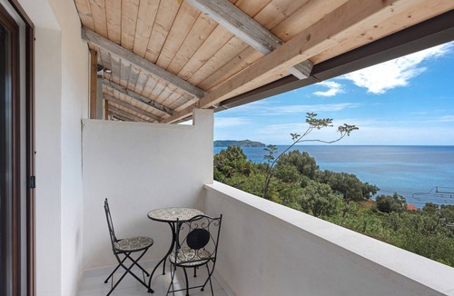 Caprioli Apartment | Family Room Cilento with Wi-Fi and Air Conditioning