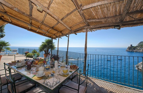 Furore Villa | Fantastic Villa in Amalfi Coast overlooking the sea