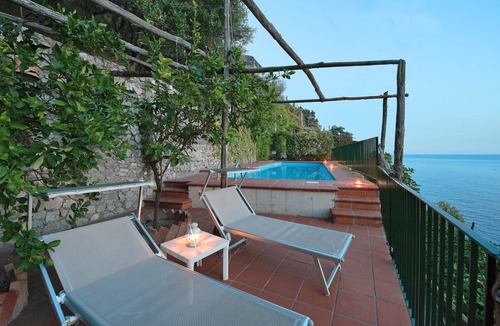 Furore Villa | Fantastic Villa in Amalfi Coast overlooking the sea