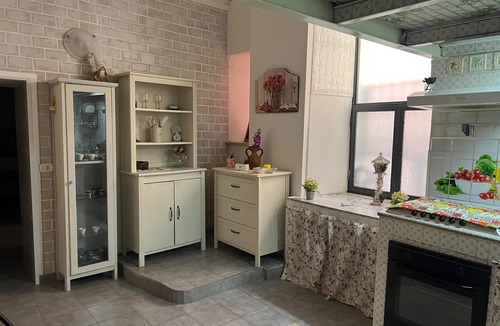 Torre Annunziata Apartment | Five minutes from the archaeological ruins of Pompeii. Family apartment