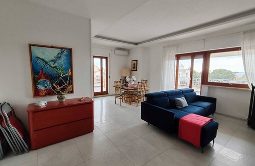 Sant'Agnello House | FLOWERFLY BY THE SEA IN SANT'AGNELLO