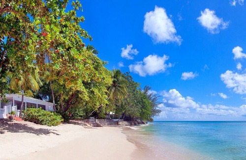Mullins House | *FREE NIGHT CERTAIN DATES* CORAL BREEZE VILLA BARBADOS - SHORT WALK TO BEACH