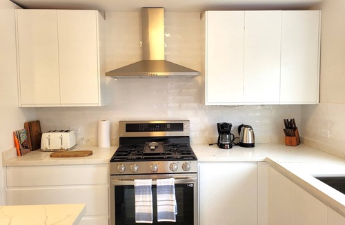 Worthing House | Garden Oasis Townhouse - Walk to Beach, Boardwalk & Dining