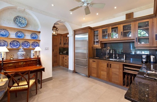 Little Battaleys Villa | Glamorous Beachfront Estate - Leamington Pavilion (2 bed)