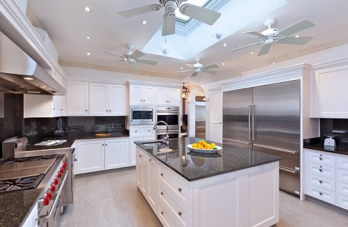 Little Battaleys Villa | Glamorous Beachfront Estate - Leamington Pavilion (2 bed)