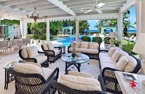 Little Battaleys Villa | Glamorous Beachfront Estate - Leamington Pavilion (2 bed)