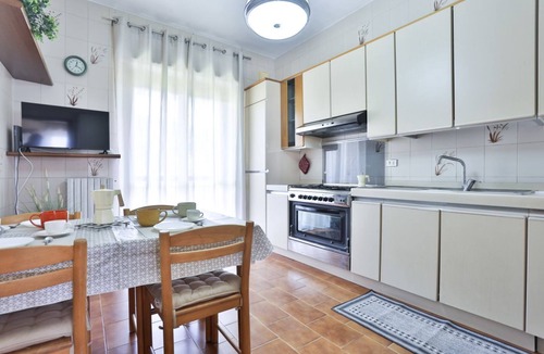 Salerno Apartment | GuestHost - Large 160 sqm apartment that can comfortably accommodate 8 people, thanks to three bedrooms, two bathrooms, two living rooms and a comfortable relaxation room. Two large terraces, one on each side of the apartment (about 20 sqm each), offer o