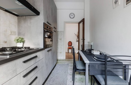 Ex Campo d'Aviazione Apartment | GuestHost - Spacious apartment of about 100 sqm located on the ground floor of a building with elevator, able to comfortably accommodate up to 4 people.The property, equipped with all the main amenities, is located in a strategic position, a few steps fr
