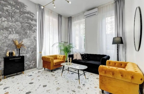 Gianicolense Apartment | Historic 4-Suite Villa with Lush Gardens and Luxurious Hall in Rome