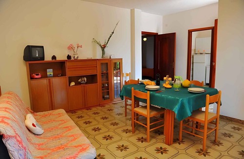 Palinuro Apartment | Holiday apartment amidst Mediterranean nature with barbecue