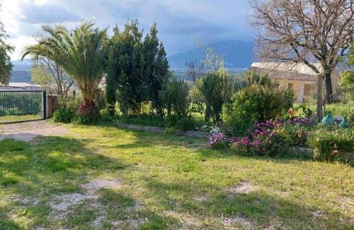 Serre House | Holiday Home 'Meloro' with Private Garden, Balcony and Wi-Fi